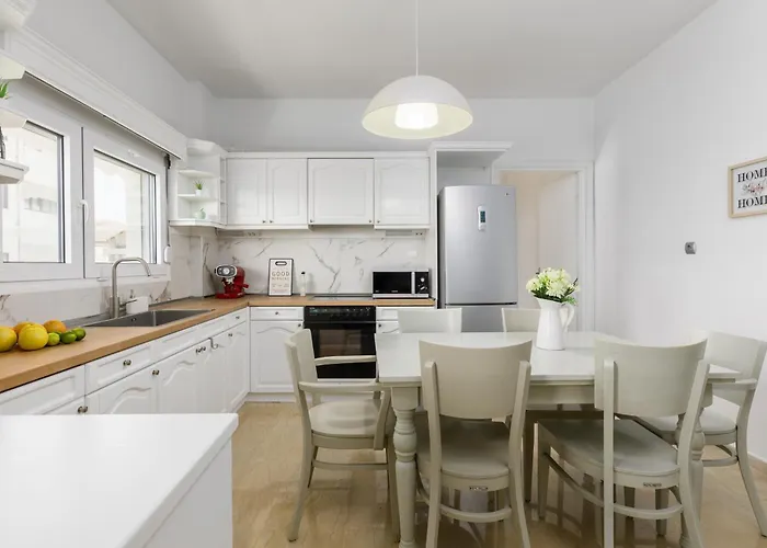 Apartment 53 Luxury Kalamaria *