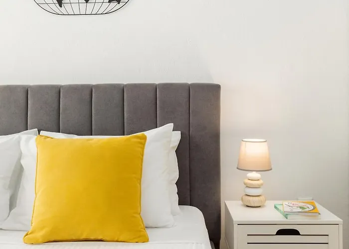53 Luxury Kalamaria Apartment